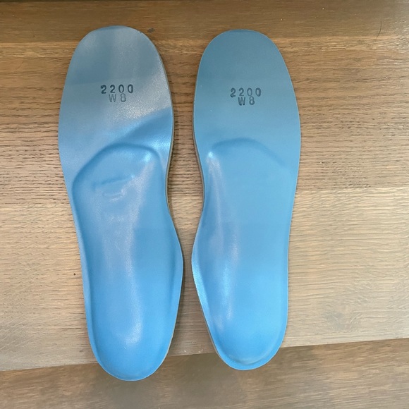 Aetrex Womens Memory Foam Foot Orthotics NEUTRAL & CUPPED Standard Fit BRAND NEW - Picture 2 of 6